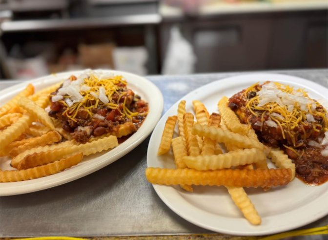 Chili cheese fries